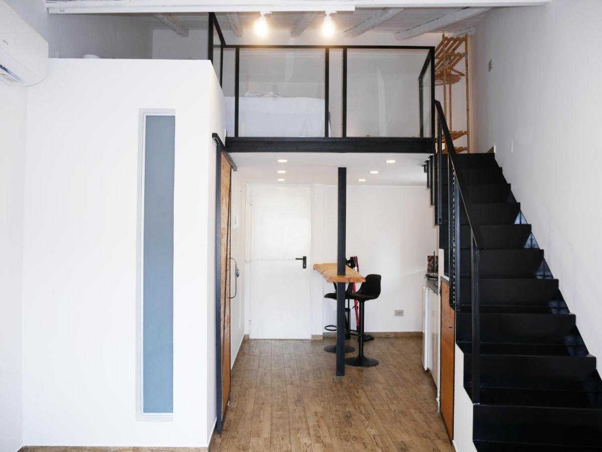 Ninetti Guest House - Apt Centro Storico คาตาเนีย ภายนอก รูปภาพ